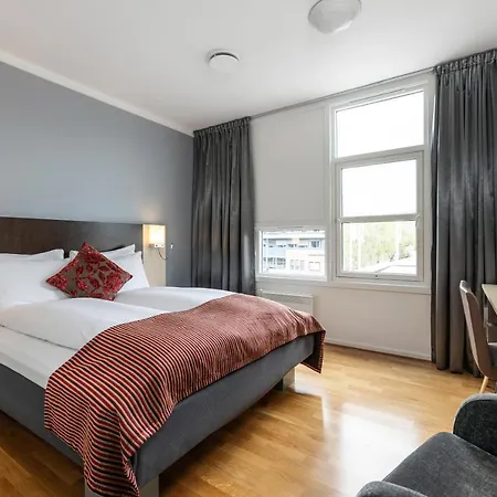 Quality Airport Vaernes Hotel 4*
