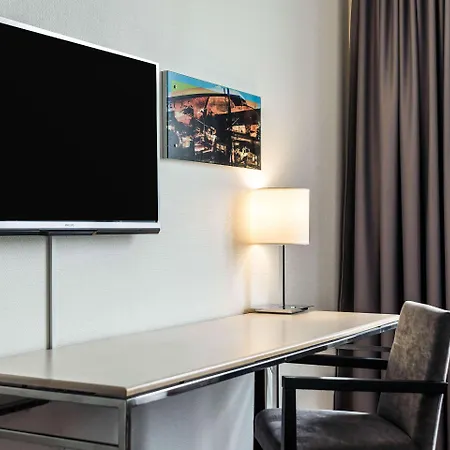 Quality Airport Vaernes Hotel 4*