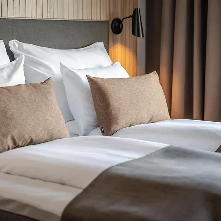 Quality Airport Vaernes Hotel 4*