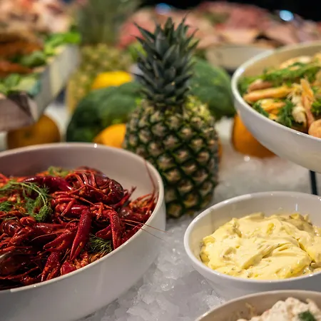 Hotell Quality Airport Vaernes 4*