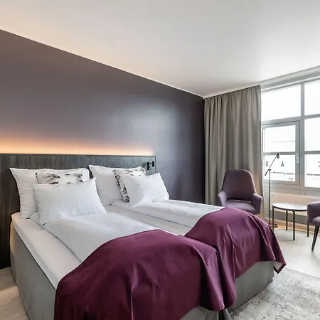 Quality Airport Vaernes 4*