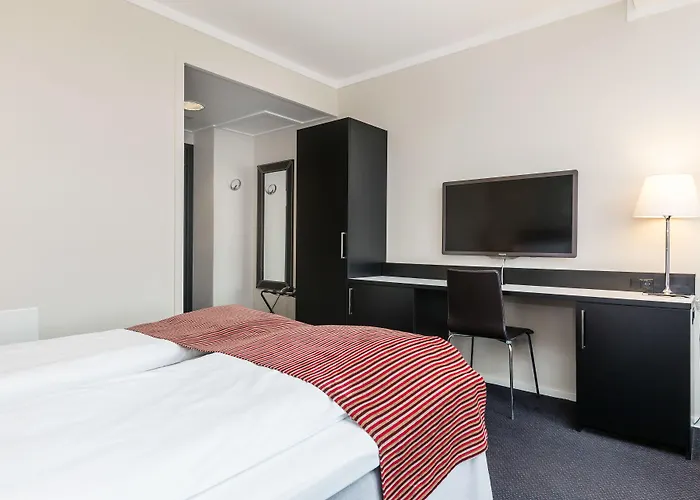 Quality Airport Vaernes Hotel 4*