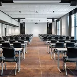 Quality Airport Vaernes Hotel 4*
