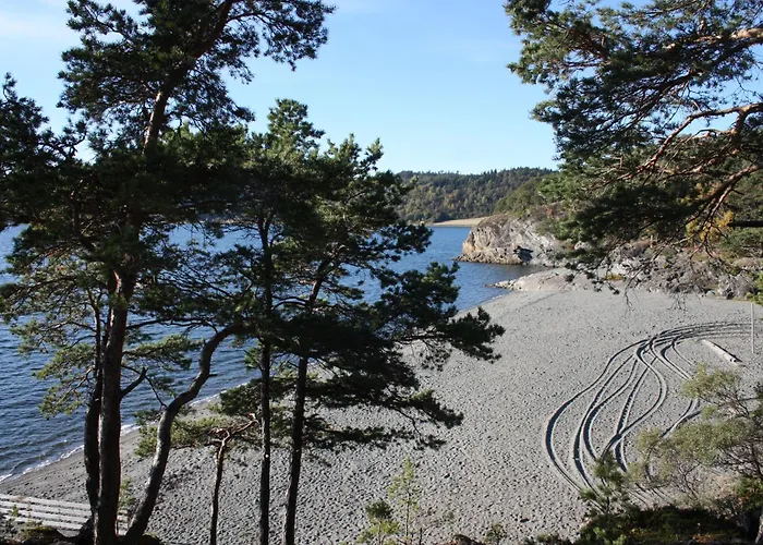 瓦尔内斯品质机场酒店 4*